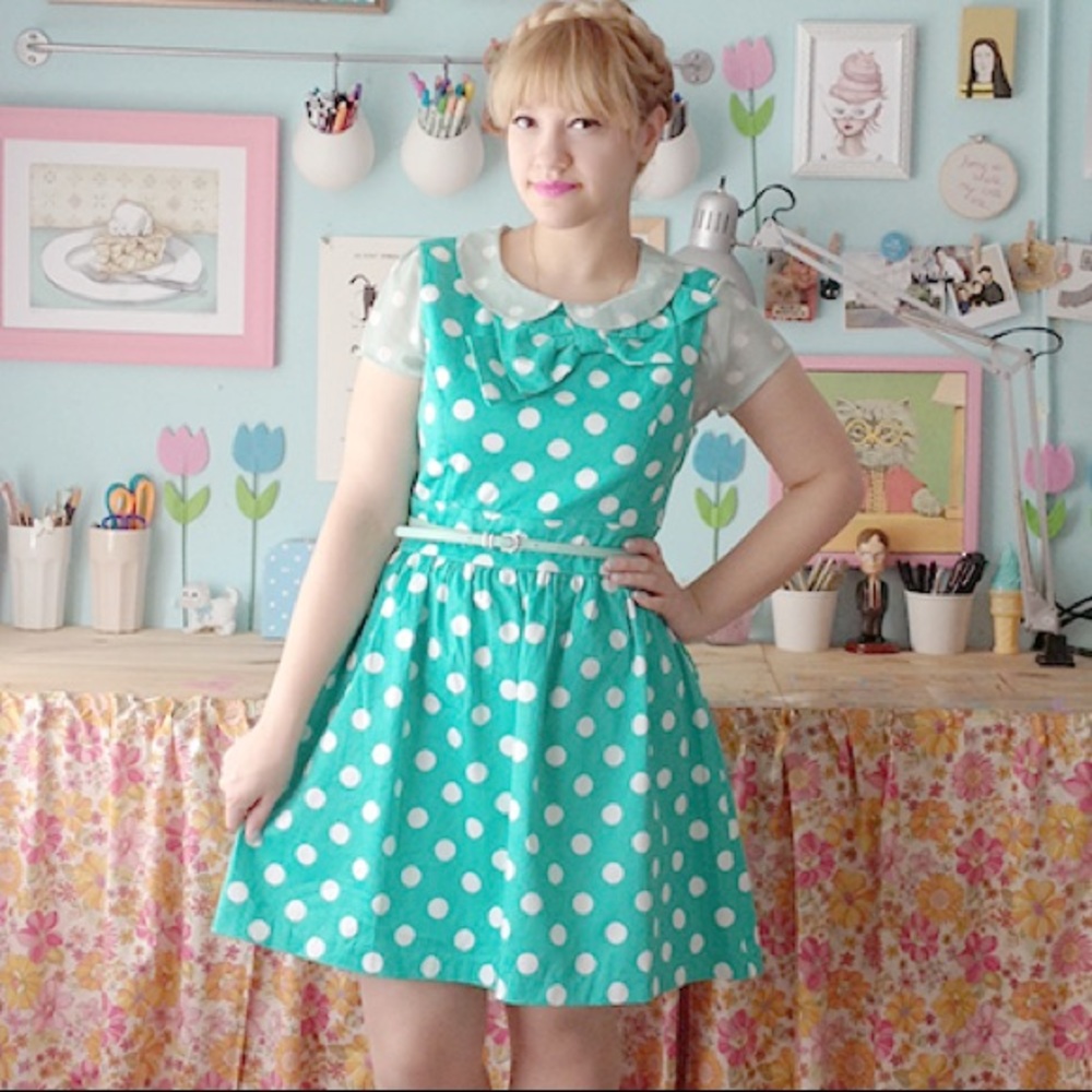 NWOT Mint Polkadot Bow dress